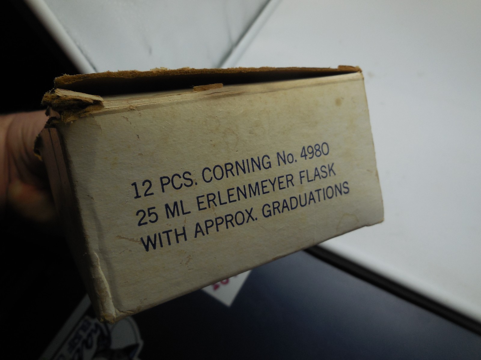 DC6 CORNING INC. 25ML PYREX NARROW MOUTH ERLENMEYER FLASK #4980-25