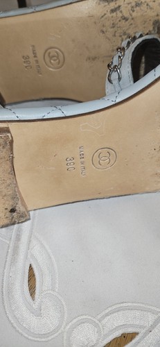Chanel Quilted Leather Sandals Sz 39C Us 7.5 - Picture 5 of 7