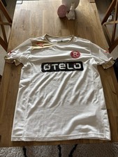 Fortuna Düsseldorf 2013-14 Auswärts-Trikot