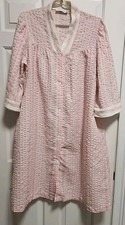 Vintage Miss Elaine At Home  Pink Floral  Snap Front  Robe House Coat