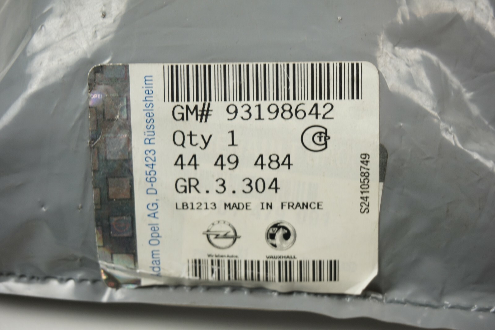 Genuine GM Vauxhall Movano B Vivaro A Fuel distributor pipe end 