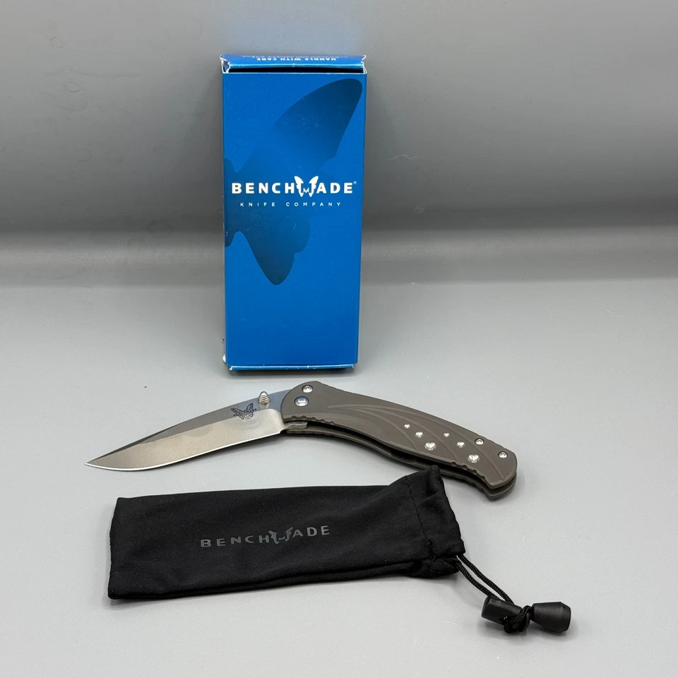Cuchillo Benchmade 790 Subrosa S30V Titanio Hecho en EE. UU. Descontinuado Foto 2 de 4