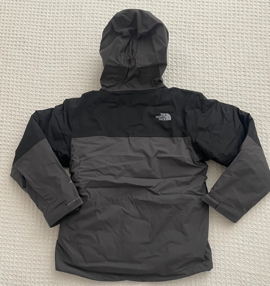 The North Face Boy's Waterproof Boundary Triclimate Winter Jacket -Black/grey -M - Image 3 of 4