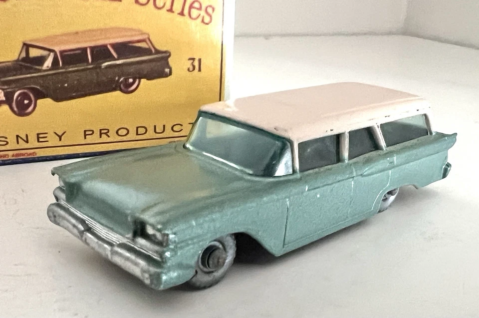 MATCHBOX LESNEY FORD УНИВЕРСАЛ ПОЧТИ КАК НОВЫЙ С КОРОБКОЙ МОДЕЛЬ - Изображение 3 из 4