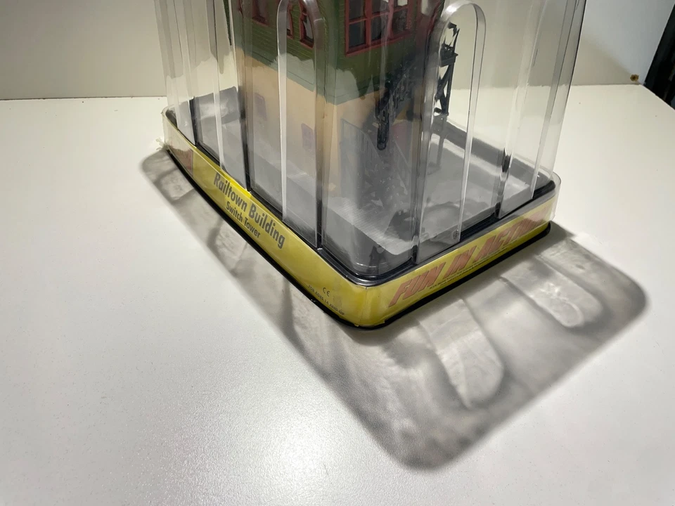 MTH Railking #30-90580 Track Side #1 Switch Tower Built Boxed - Image 2 of 4