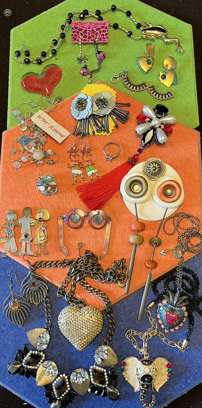 Jewelry lot Betsey Johnson Artisan Statement Chunky FUNKY party Mix 20 Lot