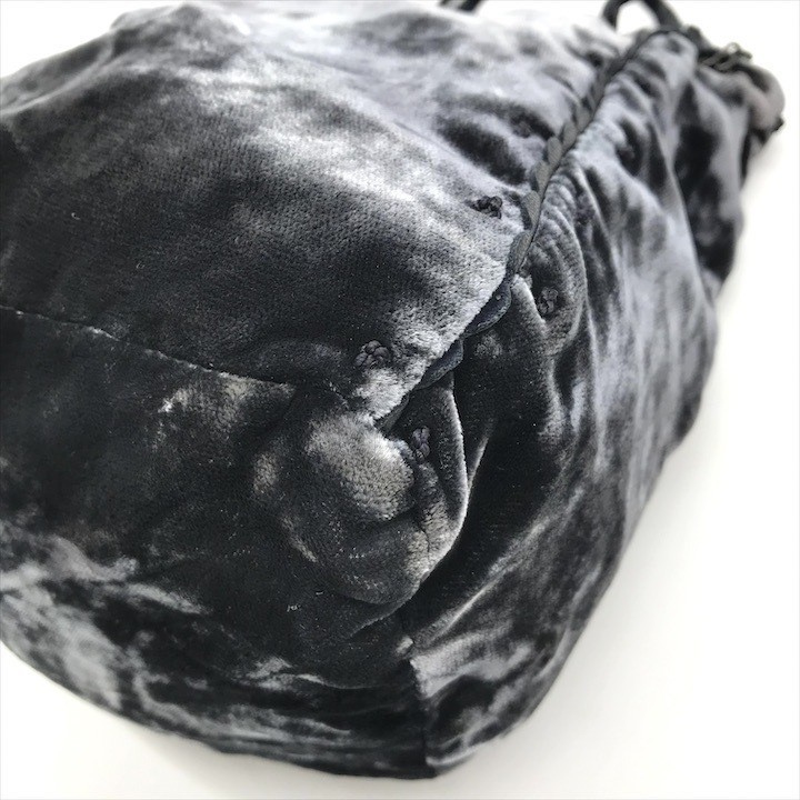 Good condition PRADA drawstring handbag pouch vel… - image 4