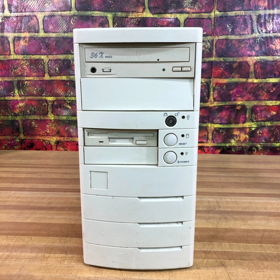 Classic Custom AT Retro Gaming PC Computer Complete w/Drives & Cards for Restore - Image 2 of 4