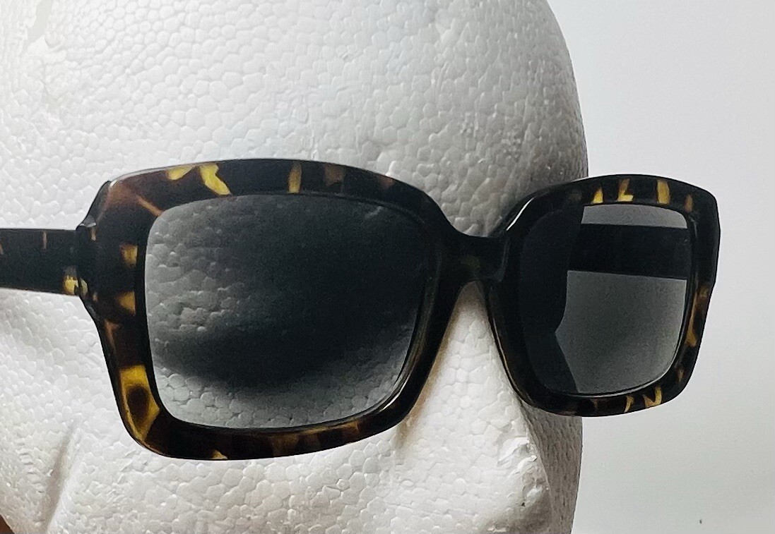 A.J. Morgan Square Tortoiseshell Reader Sunglasse… - image 4