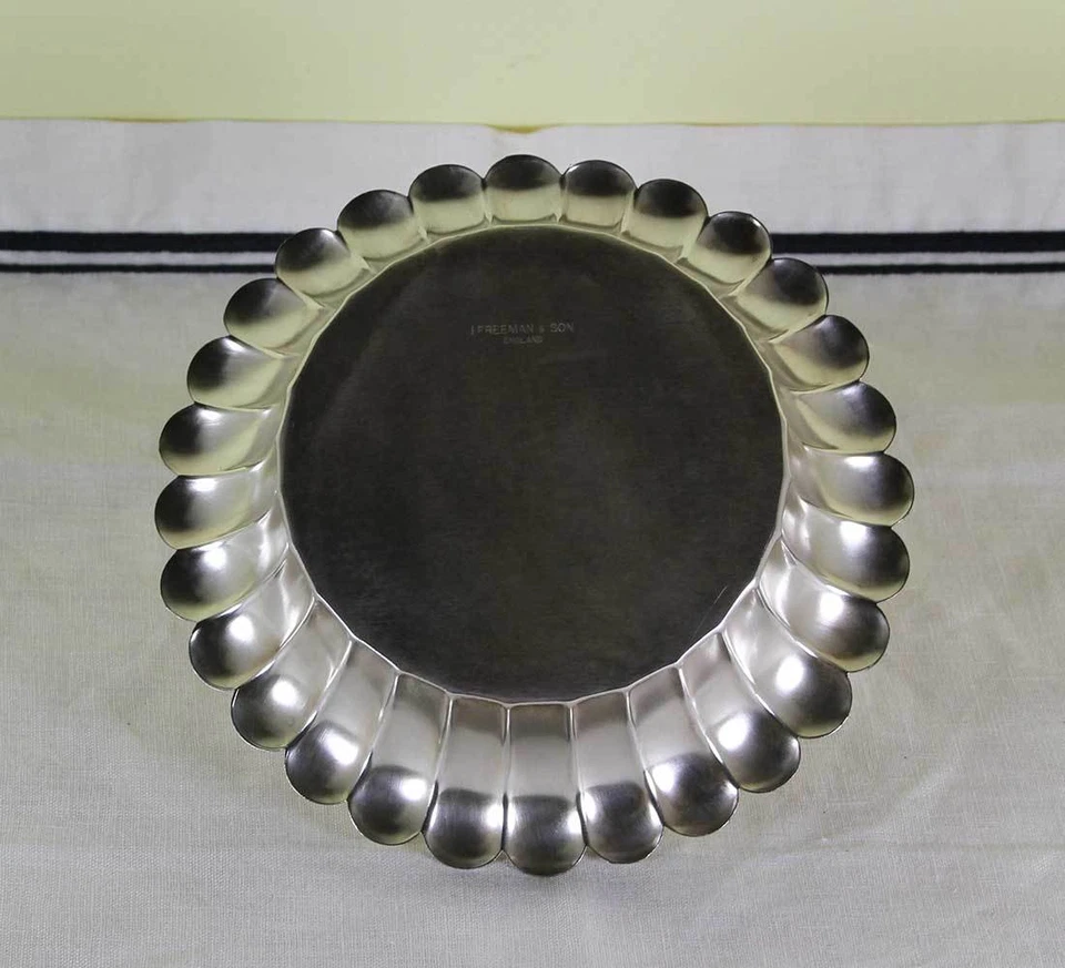 Montaña rusa de vino estriada y en relieve Foto 4 de 4