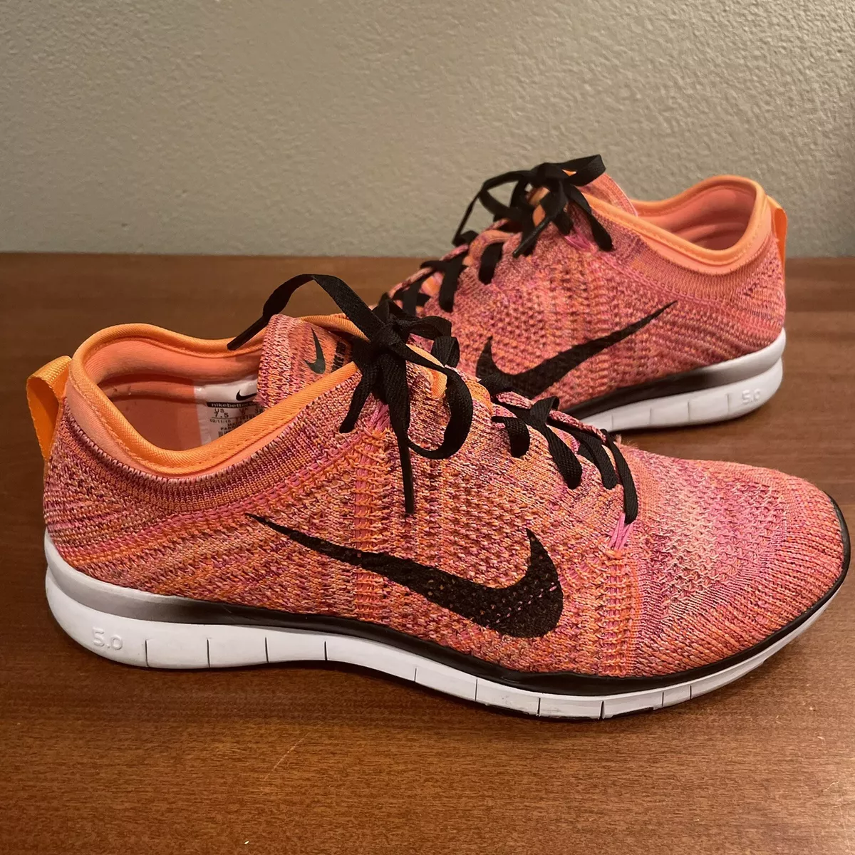 Nike Free TR Flyknit 5.0 Women s Size 7.5 Athletic Running Shoes Orange