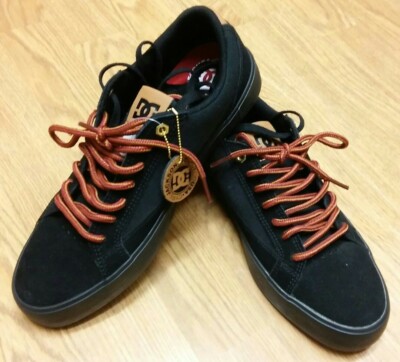 DC Skateboard Shoes Lynnfield S CJ Black Suede W/ Extra Laces