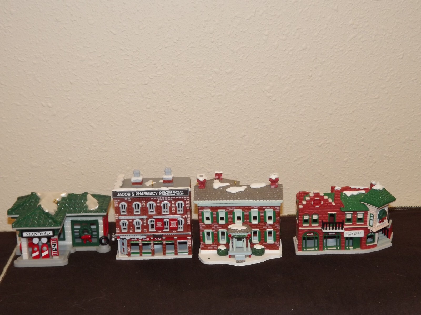 Picture 1 of 8