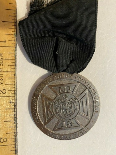 ANTIQUE MEDAL CALVARY COMMANDERY PROVIDENCE RHODE ISLAND KNIGHTS TEMPLAR NO 13