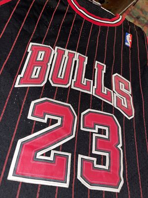 NFL BULLS JORDAN 23 ユニフォーム XL 1996-97 Chicago Bulls Jordan #23 Champion Jersey (Alternate) XL