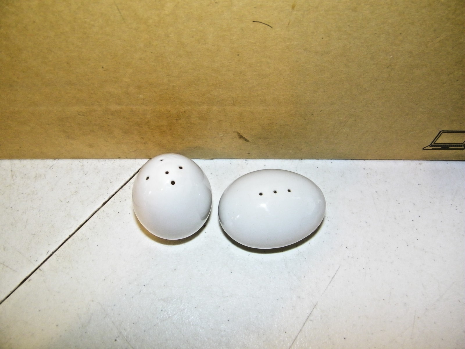 Vintage Japan Salt & Pepper Shakers w/ Plugs Ceramic White Egg Shaped