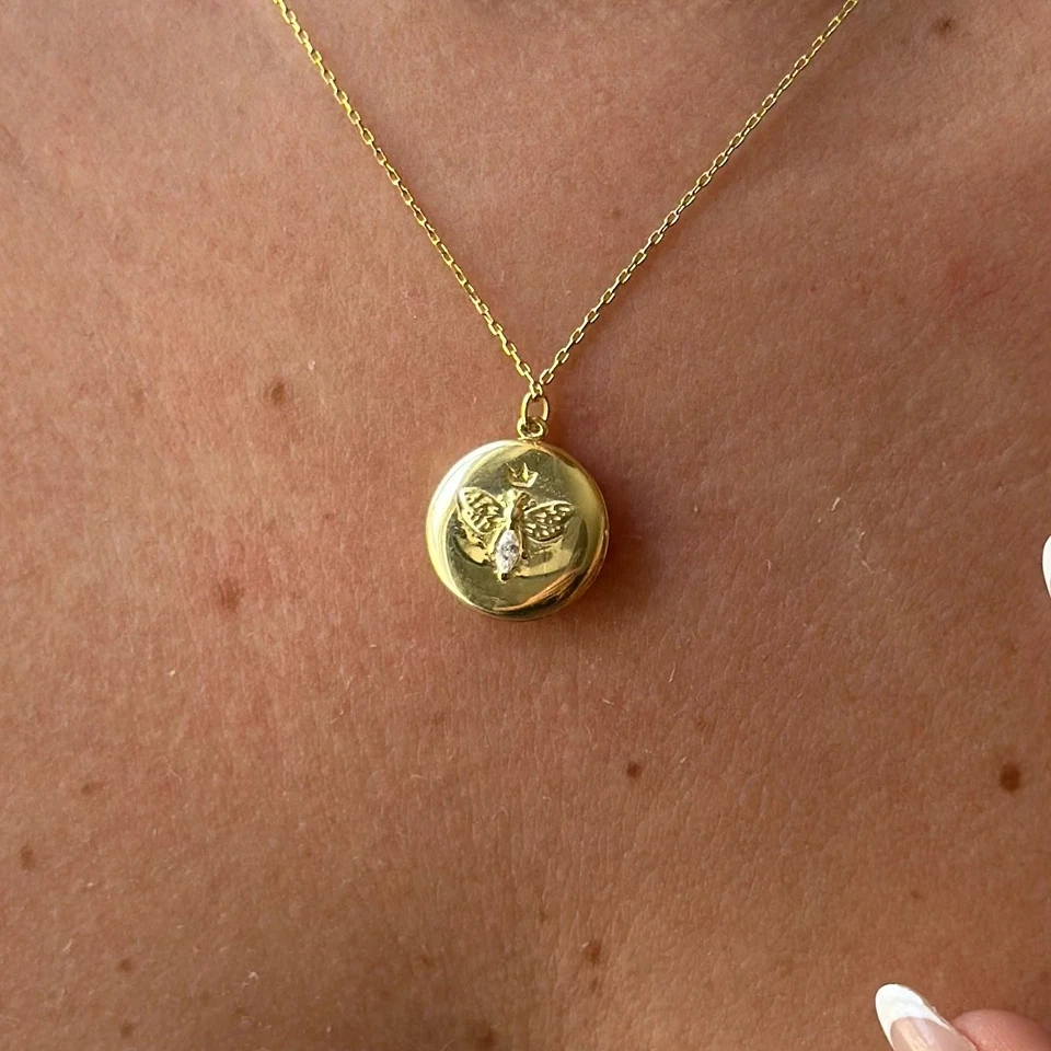 14k Gold Bee Locket Necklace Lab-Created Diamond | Photo Keepsake Pendant Gift - Image 2 of 4