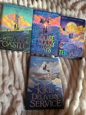 Fairyloot - Howls Moving Castle 1-3 & Kikis Delivery Service - Diana Wynne Jones
