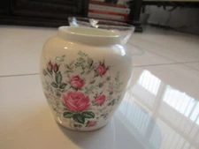 3.5"VTG Small Round Fine Bone China Roses Vase Woods of Windsor by Staffordshire