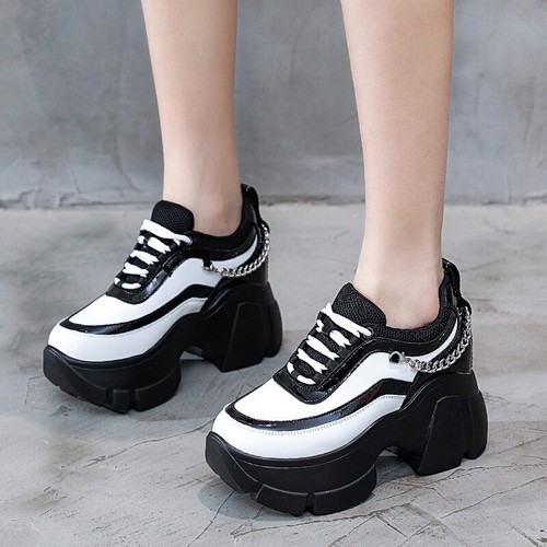 thick heel tennis shoes