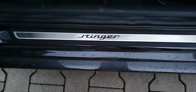 Stinger Schriftzug Aufkleber für die Einstiegsleisten 4er Set verschiedene Farbe