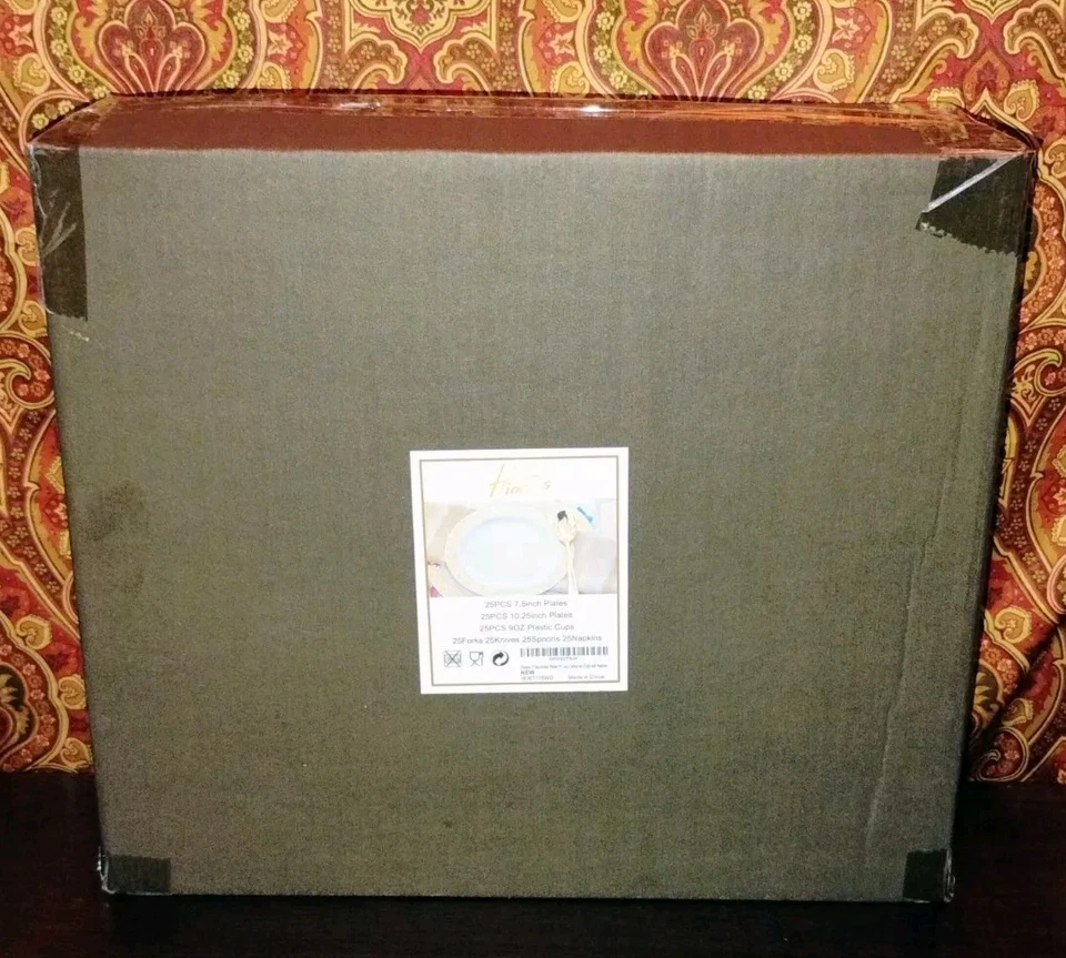 Hioasis 175pcs Gold Easter Eggs Holiday Plastic Plate Set Napkin Cup Silverware - Image 2 of 4