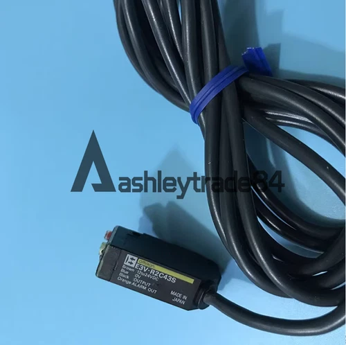 1PCS New Omron Photoelectric switch E3V-R2C43S