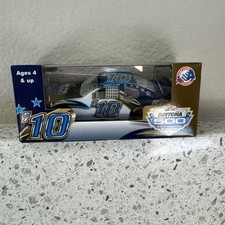 Daytona International Speedway 14 de febrero de 2010 Daytona 500 1/64 Die Cast Car 2