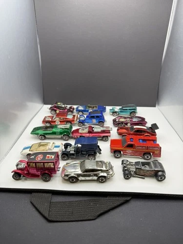 HUGE Vintage REDLINE Hot wheels LOT 60s-70s 15 Cars With The Case !