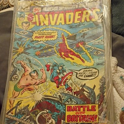 Invaders #12 (1976) Battle Over Britain! Cap/Torch/Namor VF Bagged