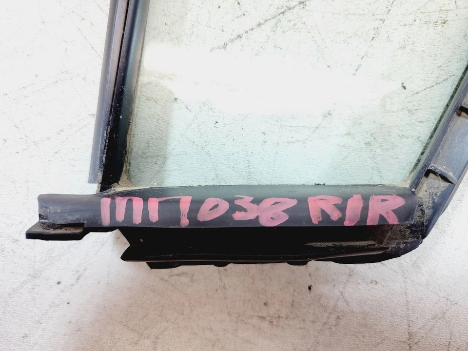 MAZDA 3 2004 2005 2006 2007 2008 2009 PUERTA TRASERA DERECHA VENTILACIÓN CRISTAL BN8V72661A Foto 3 de 4