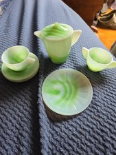 Childs Akro agate Green 8 pc Set