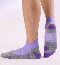 Cushioned Ankle Athletic Socks Polyester Arch Support Odor Resistant For Sports
