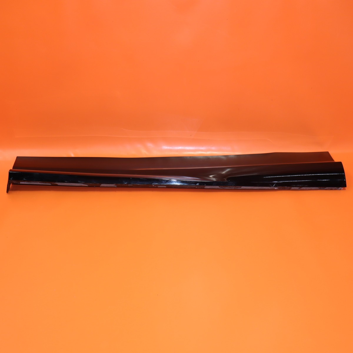 LAMBORGHINI URUS DOOR LOWER MOLDING LEFT REAR 2019-2022 2023 2024 4ML853969 OEM