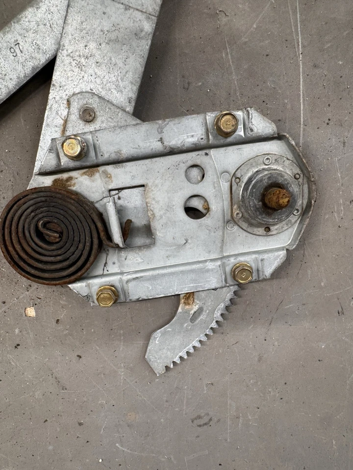 1961-1964 Chevy Impala 4 Door Rear Window Regulator Bonneville Electra Catalina - Image 4 of 4