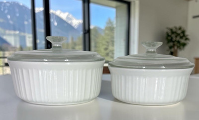 Corning Ware French White Round Baking Dishes Lot 2 Pyrex Lids 2.5 Qt 1.5 Qt
