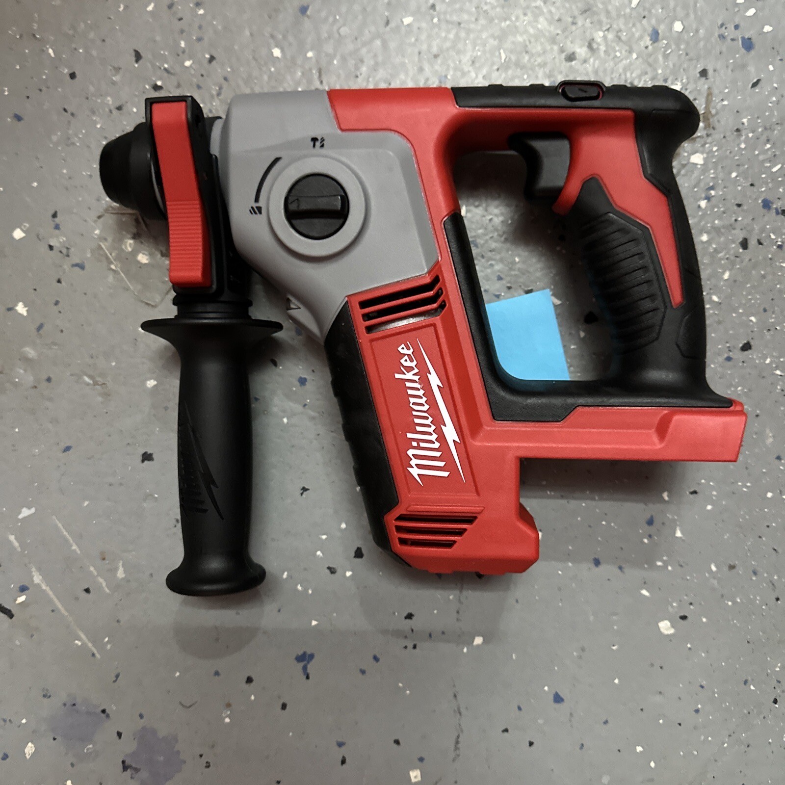 Milwaukee 261220 M18 Cordless 5/8" SDS Plus Rotary Hammer (Tool Only