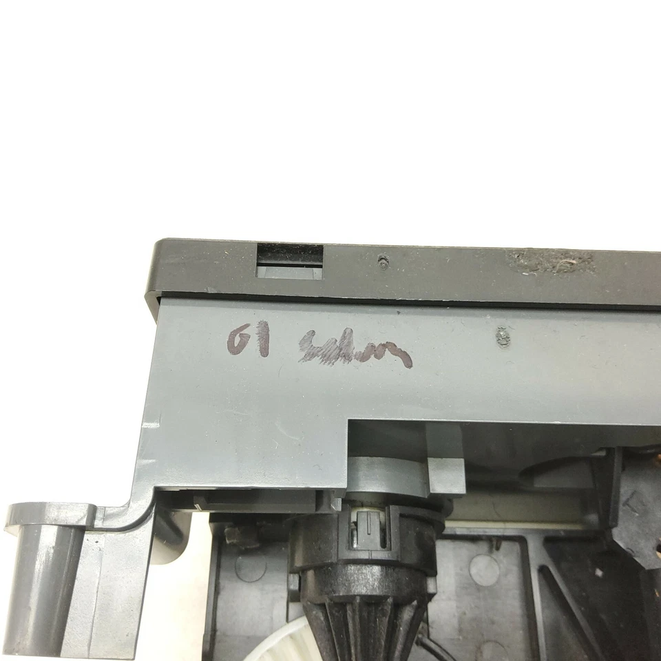 00-02 Saturn SC1 SC2 SL1 SL2 Dash Mount HVAC AC Heater Control 21031429 - Image 4 of 4