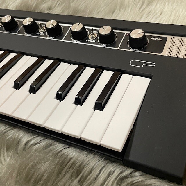 YAMAHA reface CP 37-Key Mobile Synthesizer: A Portable Vintage