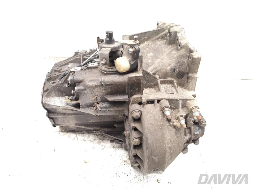 Citroen C4 Picasso 6 Speed Manual Gearbox 1.6 HDi / BlueHDi 115 Diesel 20MB32 - Image 3 of 4