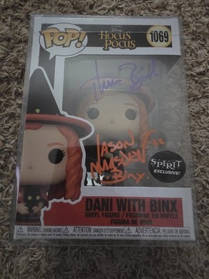 Funko: Disney Hocus Pocus Dani with Binx Signed by Thora Birch/ Jason Marsden