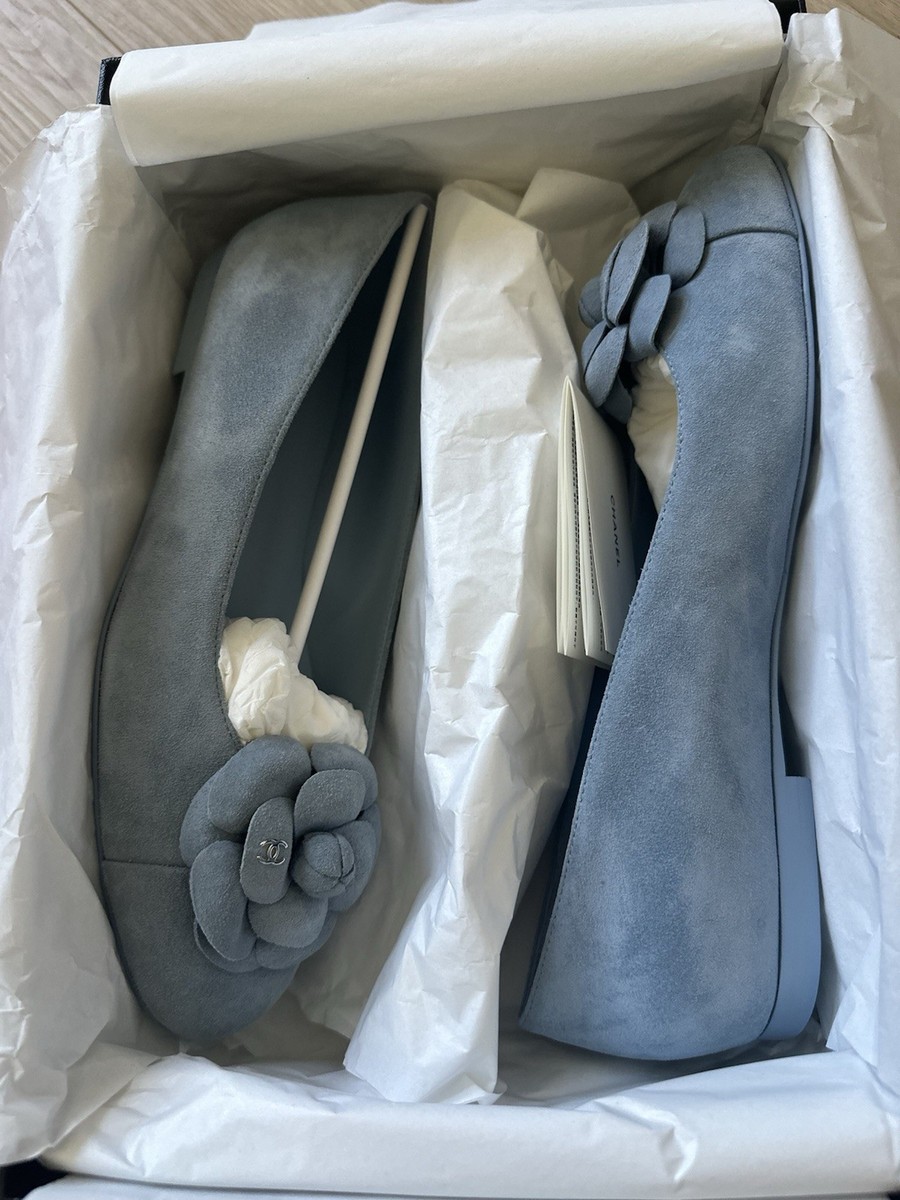 size 39EU NIB CHANEL 24P Blue Suede Calfskin CC Camellia Ballet