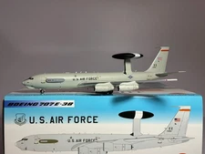 Inflight 1:200 U.S. Air Force Boeing 707E-3B AF770352 IFE3USAF352