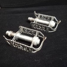 VINTAGE RARE 1940,S BSA CHROME STEEL RAT TRAP CYCLE PEDALS.