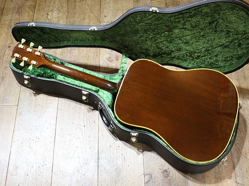 Gibson 1968 Hummingbird Acoustic Guitar [AUTH]