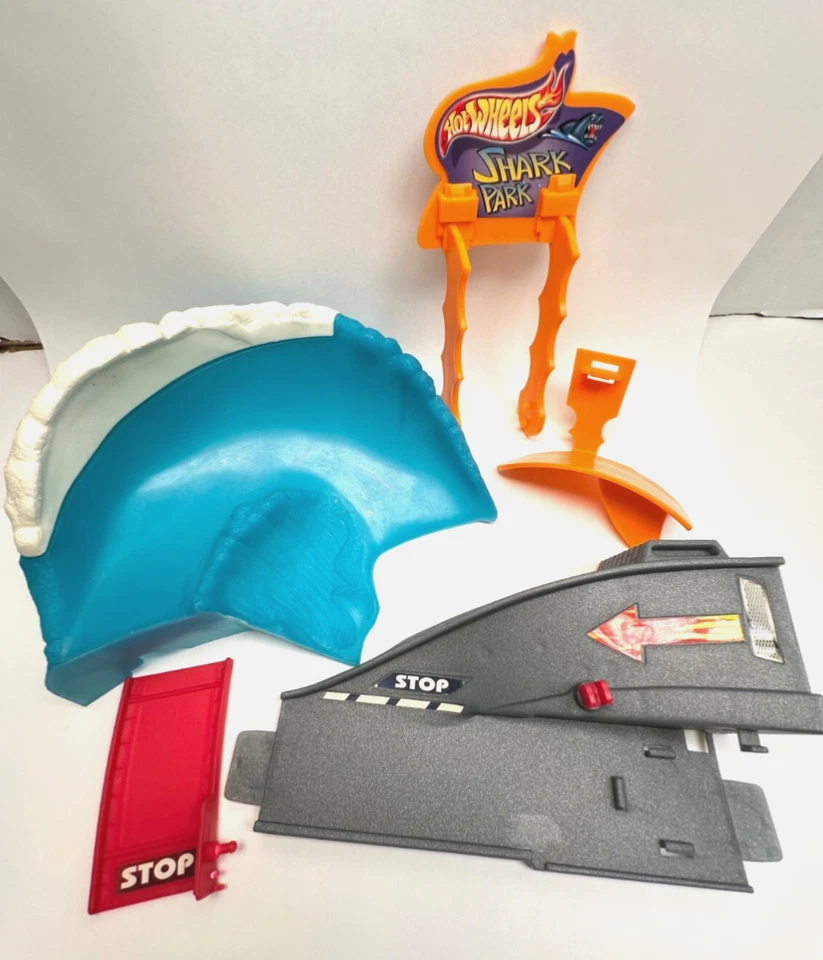 Hot Wheels: Shark Park, Assorted Replacement Parts, Early 00s Y2K - Image 2 of 4