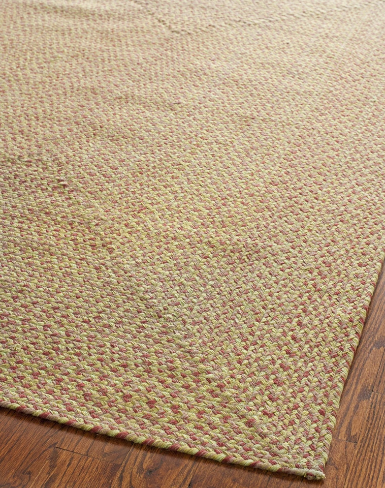 Safavieh Reversible Braided RED / GREEN Area Rug 2' 6 x 4' - Image 2 of 2