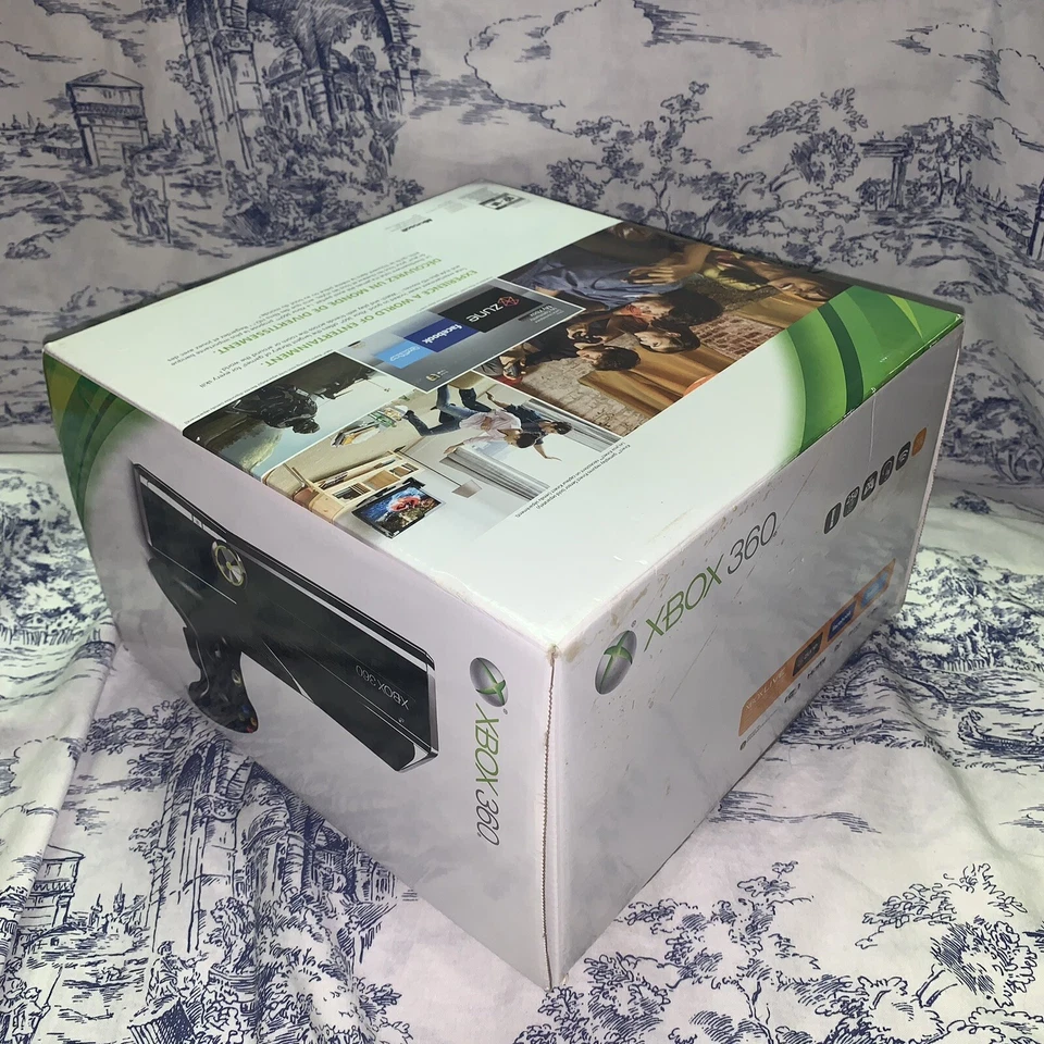 Xbox 360 Console | No HDD | In Box | With Kinect and Cords | Not Complete | - Image 3 of 4
