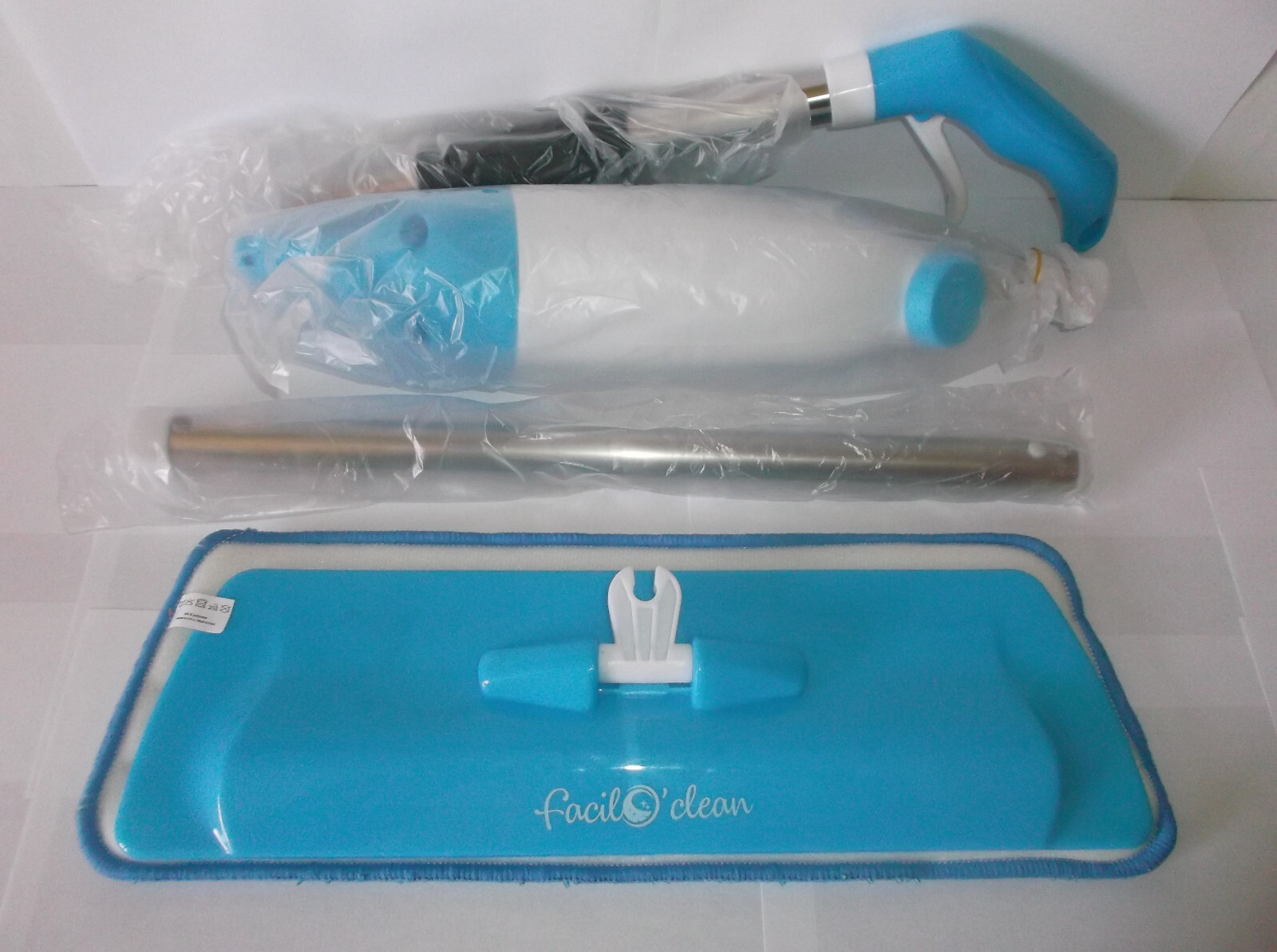 Balai spray Facilo' Clean avec réservoir intégré pour le nettoyage des sols