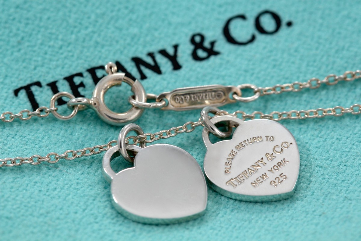 Return To Tiffany Silver Mini Double Heart Charm 16